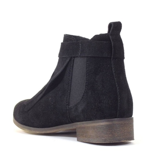 Chelsea Crew Black Label Black Suede Ankle Boot Size 5 or EU 36 Tassel Accent - Picture 7 of 9